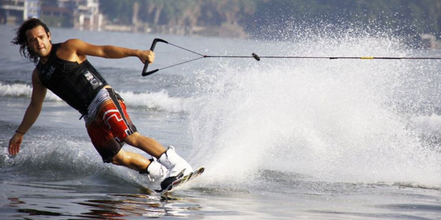 Wakeboard in Dubai